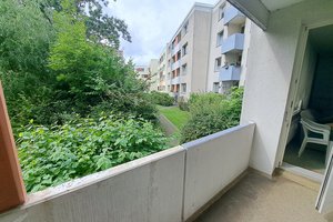 3-Zimmer-Wohnung mit Balkon im Erdgeschoss in Bremerhaven-Lehe