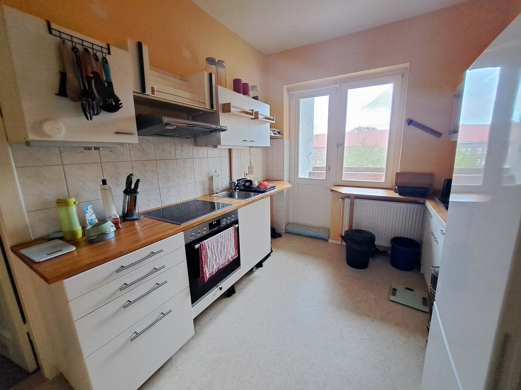 3-Zimmer-Wohnung mit Balkon für Sportliche in Bremerhaven-Geestemünder