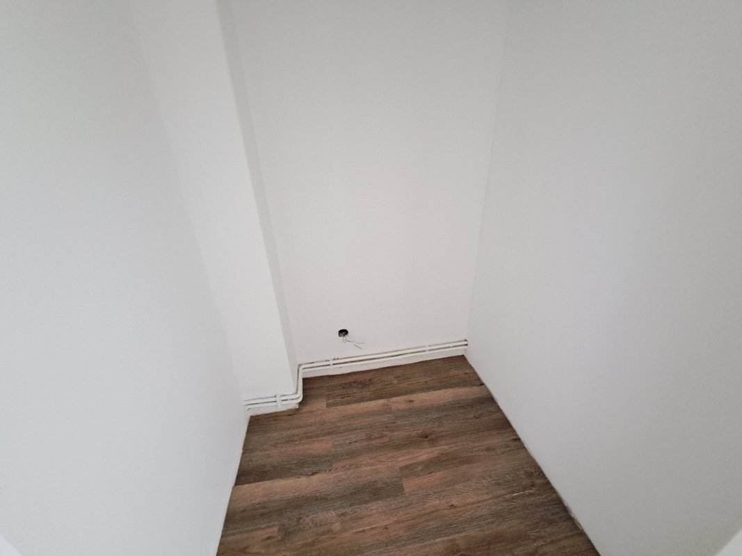 Modernisierte 3-Zimmer-Wohnung mit Balkon in Bremerhaven-Geestemünde