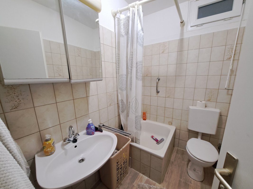 Günstige 2-Zimmer-Wohnung mit Balkon in Bremerhaven-Lehe