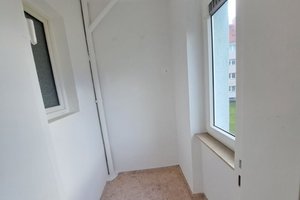 Günstige 2-Zimmer-Wohnung im 1. OG in Bremerhaven-Lehe!
