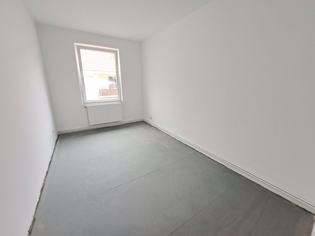 Modernisierte 3-Zimmer-Wohnung in zentraler Lage in Bremerhaven-Geestemünde