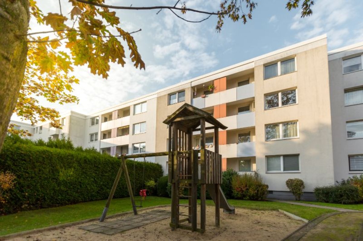 Modernisierte 3-Zimmer-Wohnung mit Blick ins Grüne in Bremerhaven-Lehe