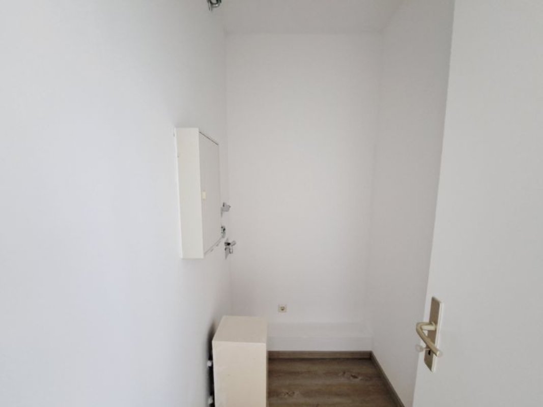 3-Zimmer-Wohnung mit Duschbad und 2 Balkonen in Bremerhaven