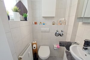 Für Senioren! Mit Aufzug! 3-Zimmer-Wohnung mit Wintergarten und ebenerdiger Dusche in Bremerhaven Lehe!