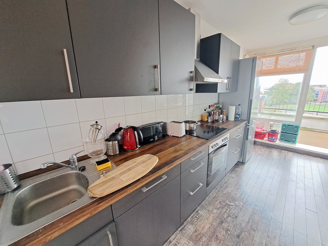 Zwei Dachterrassen! Exklusive 2-Zimmer-Wohnung an der Geeste in Bremerhaven