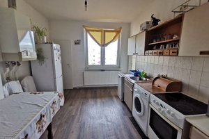 Große 3-Zimmer-Wohnung mit Balkon und Wannenbad in Bremerhaven!