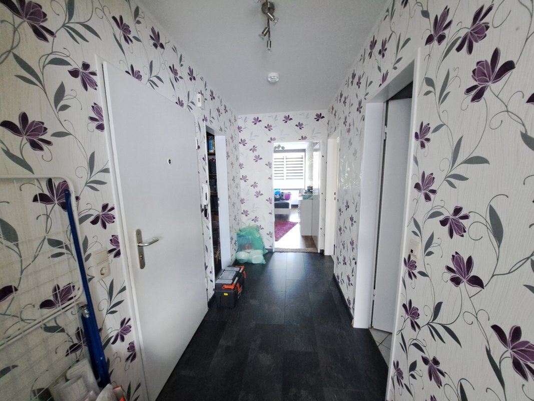 2-Zimmer-Wohnung Hochparterre mit Balkon in Bremerhaven-Lehe!