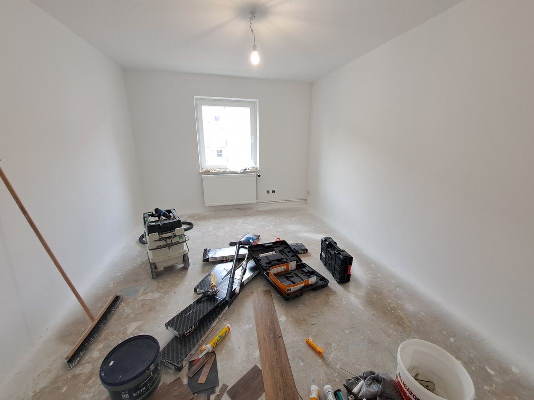 Frisch renoviert! Zentral gelegene 2-Zimmer-Wohnung in Bremerhaven-Geestemünde!