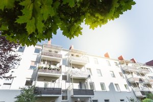 Kleine, gepflegte 2-Zimmer-Wohnung mit Balkon in Bremerhaven-Geestemünde