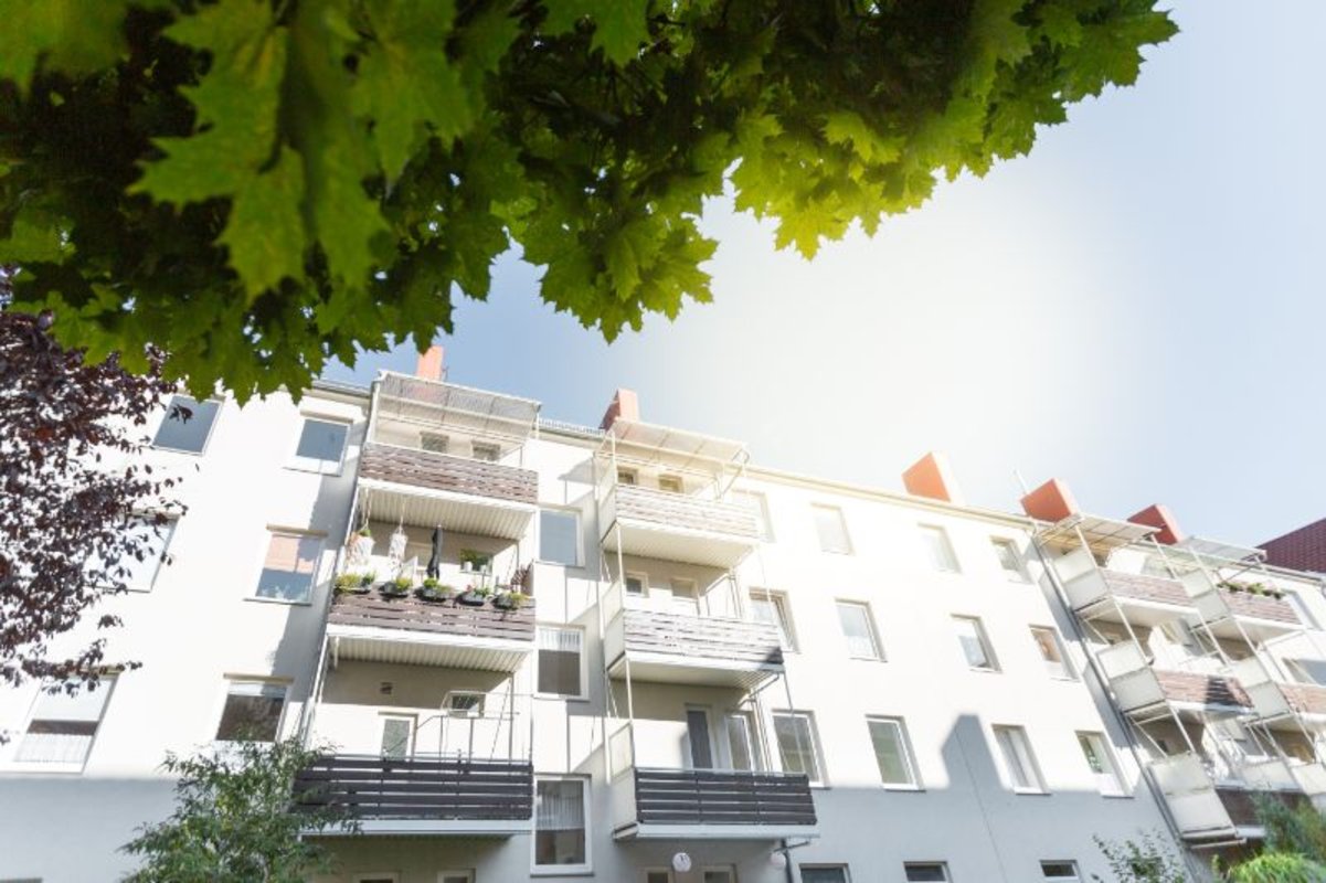 Kleine, gepflegte 2-Zimmer-Wohnung mit Balkon in Bremerhaven-Geestemünde